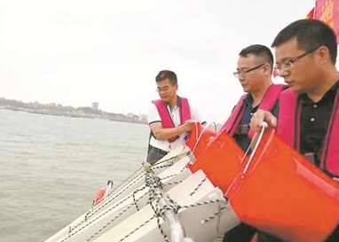 连续7年开展增殖放流活动 助力恢复水生生物资源