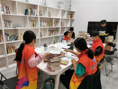 石狮开展爱心书屋旧书换赠活动 共收到百余本旧书籍