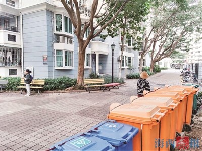 垃圾投放点离楼栋仅5米 调整位置还需业主大会通过