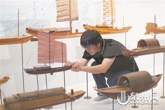 河南人深入研究泉州历史 用文字搭建一座博物馆