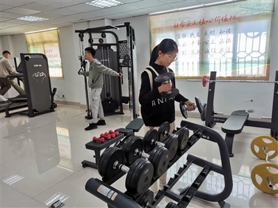 永宁镇首个“青年之家”正式揭牌 为青年提供贴心服务