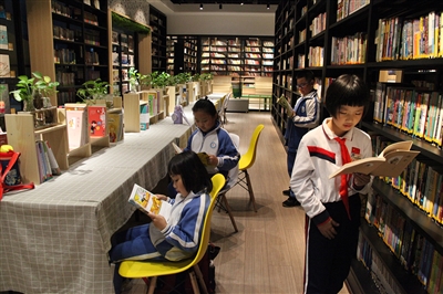 石狮大力开展公益普惠式阅读服务 让书香成为城市味道