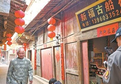 泉港年俗、年庆文化上银屏 展示红红火火“泉港年”