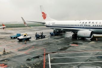 北京大兴机场综保区正式进入运营阶段 首批货物顺利通关