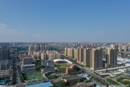辽宁建平县举办专项招聘活动 前4月累计城镇新增就业4720人